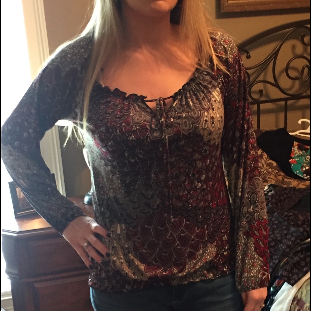 Dressy three quarter length top.